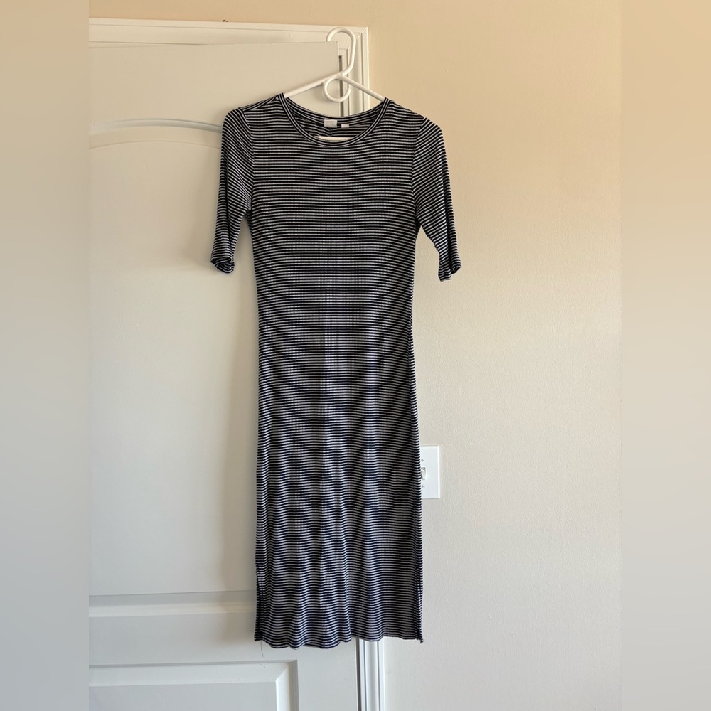 GAP Black and White Striped Midi Dress